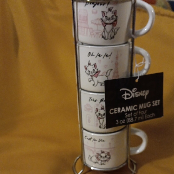 Mug set Disney stackable mug set - Picture 2 of 3